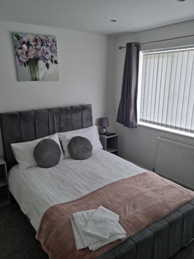 Entire House - Cheshire Oaks/Ellesmere Port Luaran gambar